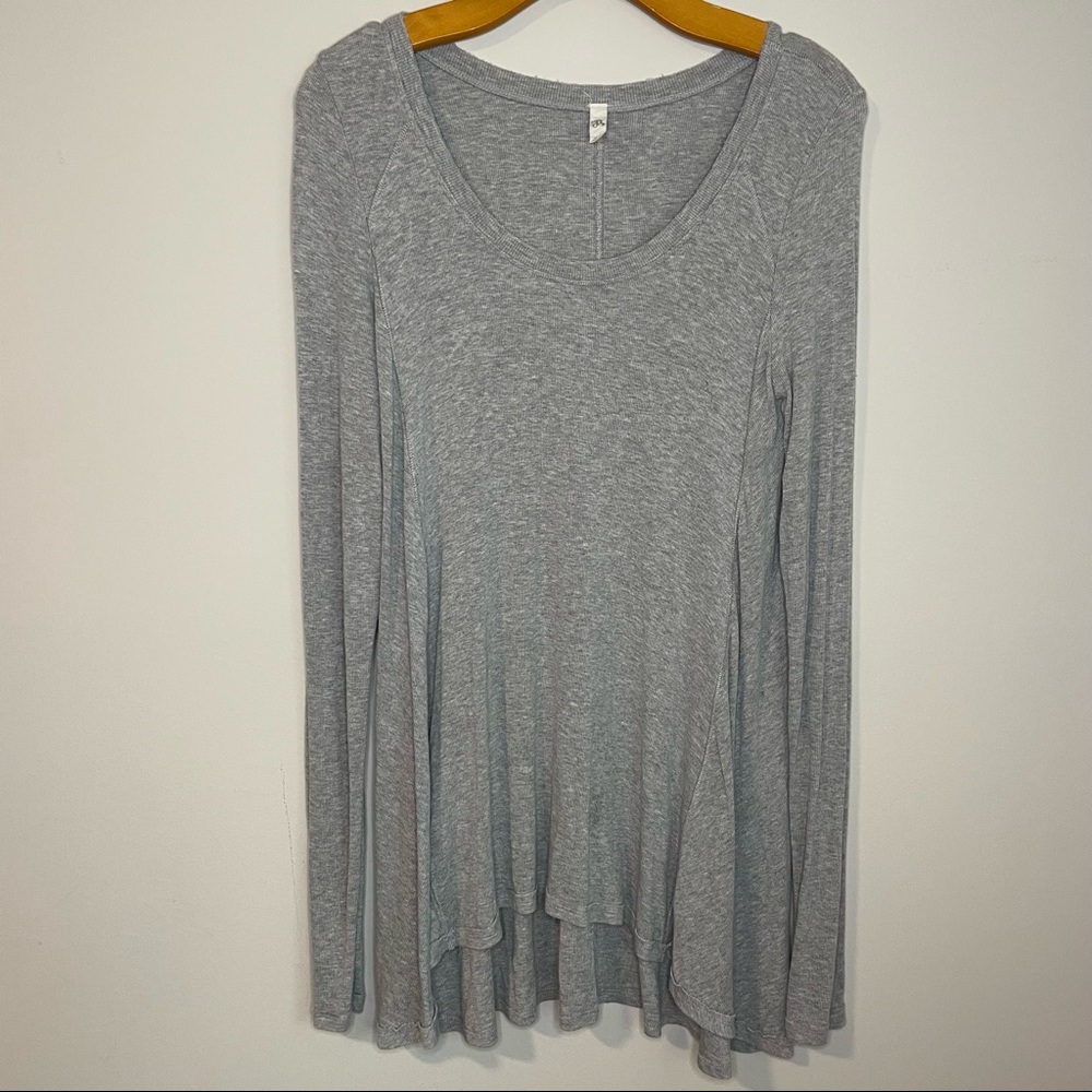 FREE PEOPLE BOHO FLOWY LONG SLEEVES  PULLOVER RIB KNIT TUNIC TEE MEDIUM